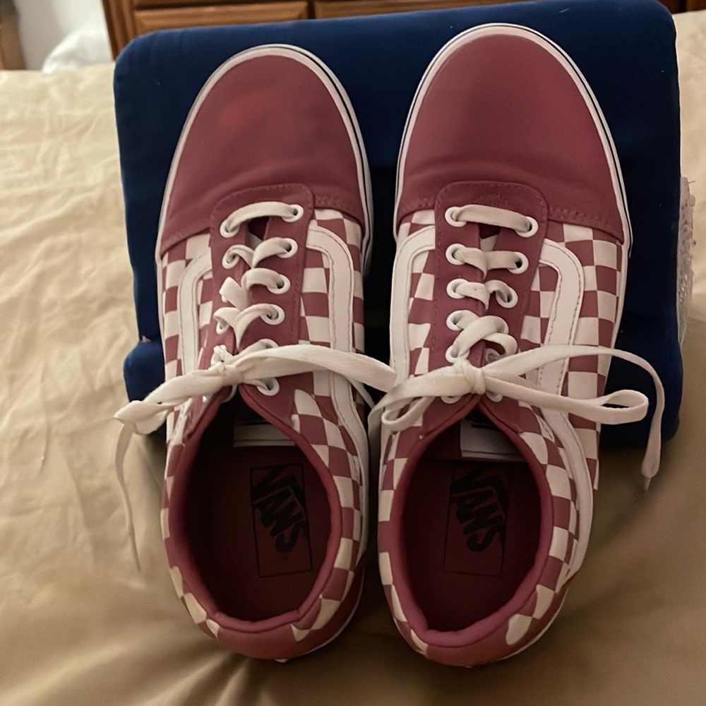 Vans Women's Checkered Sneakers - Red and White